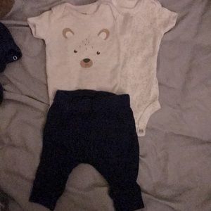 Carters matching newborn set